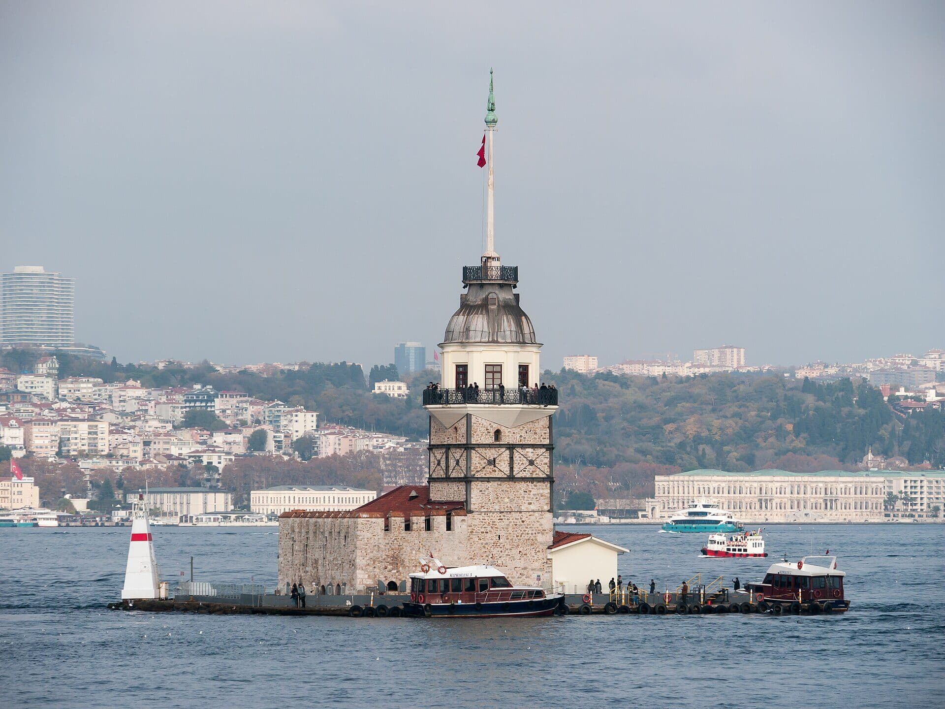 Özel Ahşap Yatla Boğaz'da Gün Batımı Turu 4